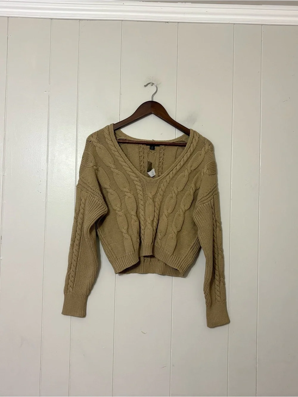 NWT J.Crew Cable Knit Sweater XS Beige Tan Cropped V Neck Cottagecore Pullover